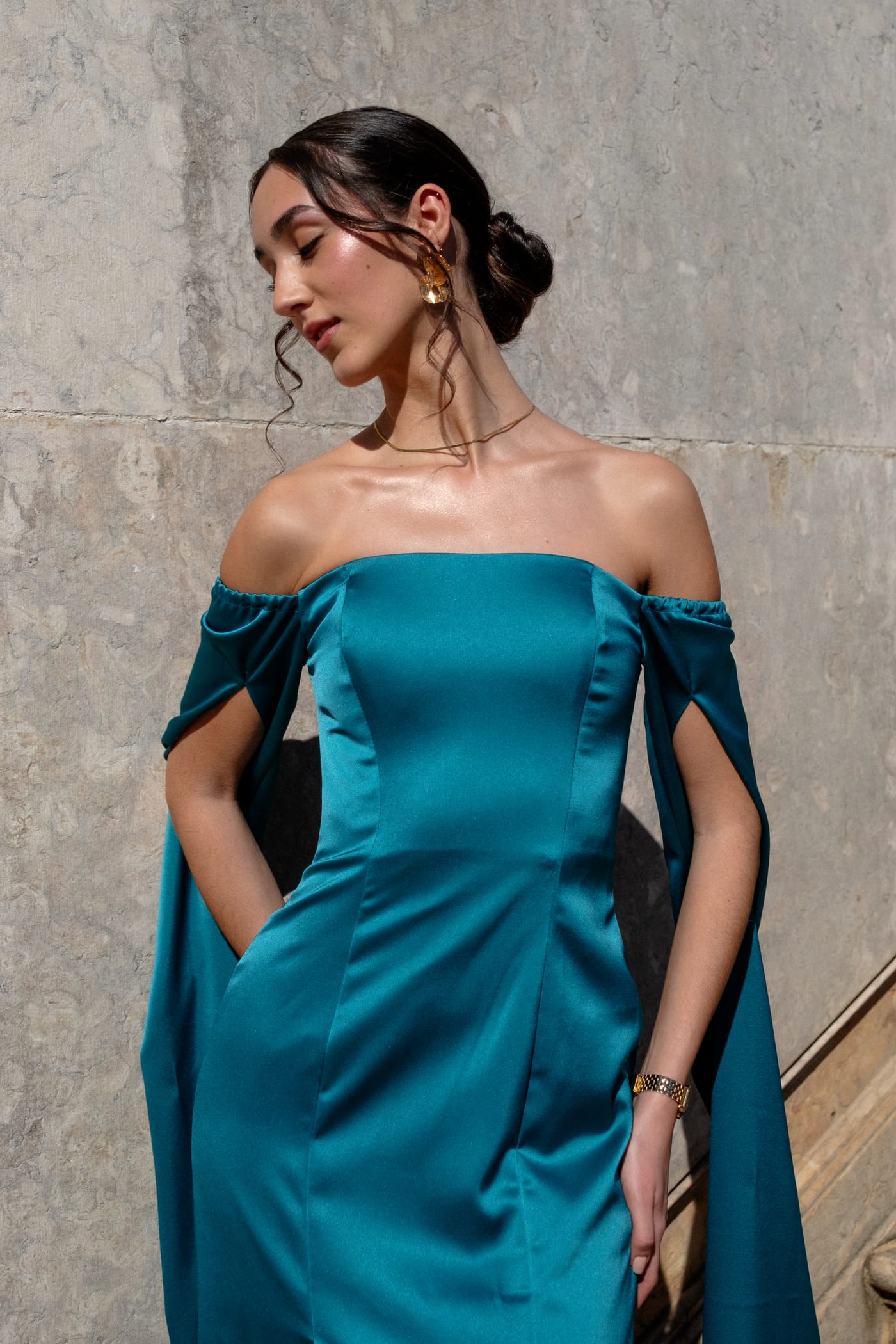 Vestido Cetim Petróleo